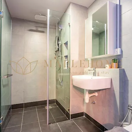 Jesselton Quay Premier Suites Kota Kinabalu Room photo