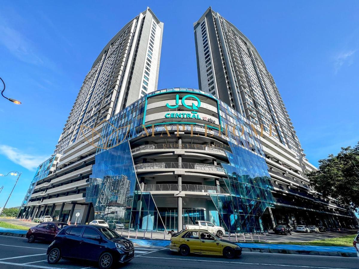 Jesselton Quay Premier Apartment *